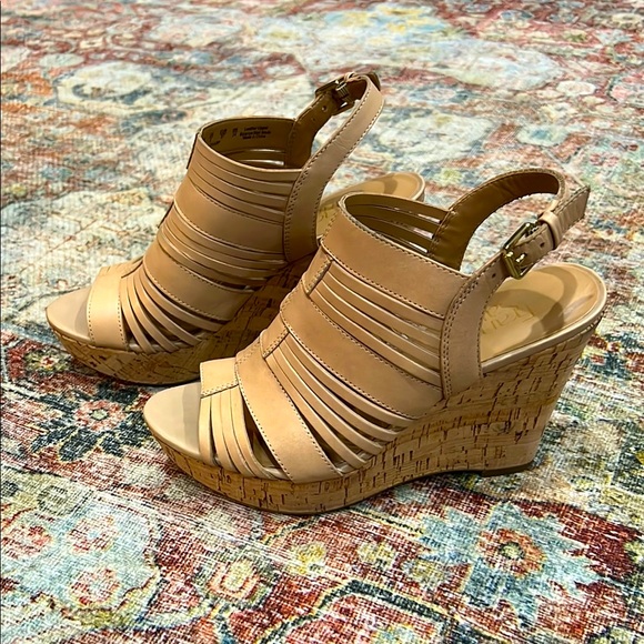 Franco Sarto Shoes - Franco Sarto Women's Tan 4” Wedge Sandals Size 7